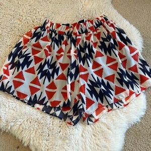 ING High Waisted Flowy Shorts Size Small